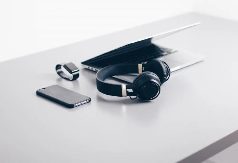 Omnichannel Decoupled Drupal Solution for Digital Price Tags