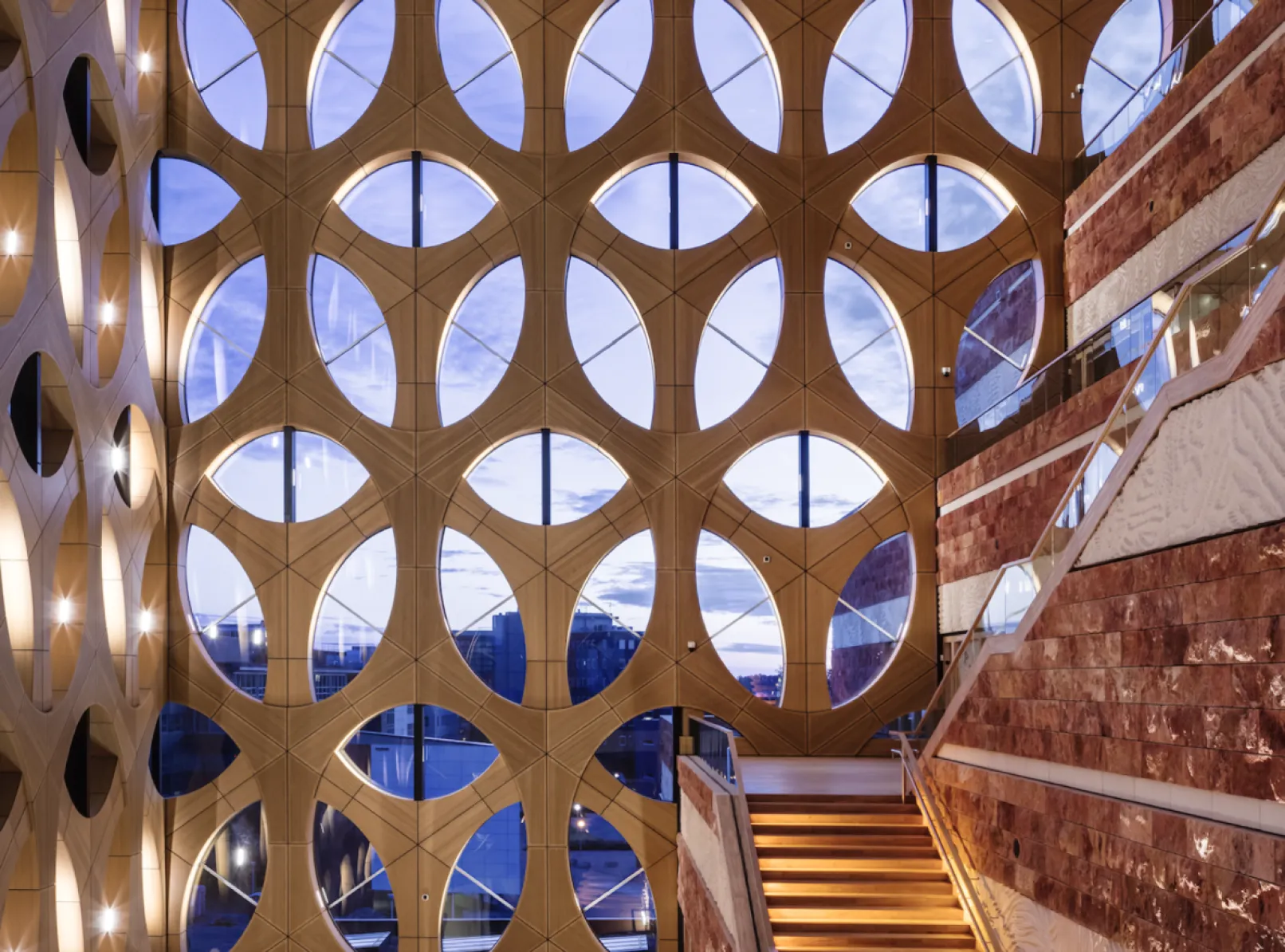 photo of the inside of naturalis museum